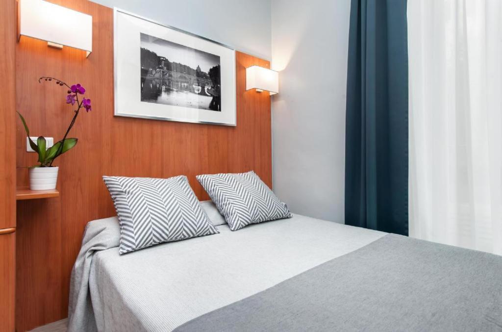 Hotel Roi Рим Экстерьер фото